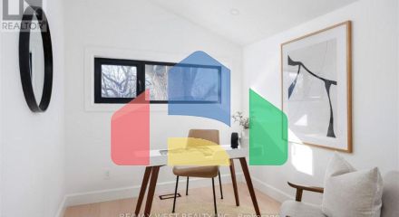 Residential - Single Family Home - Toronto, Canada - Canada