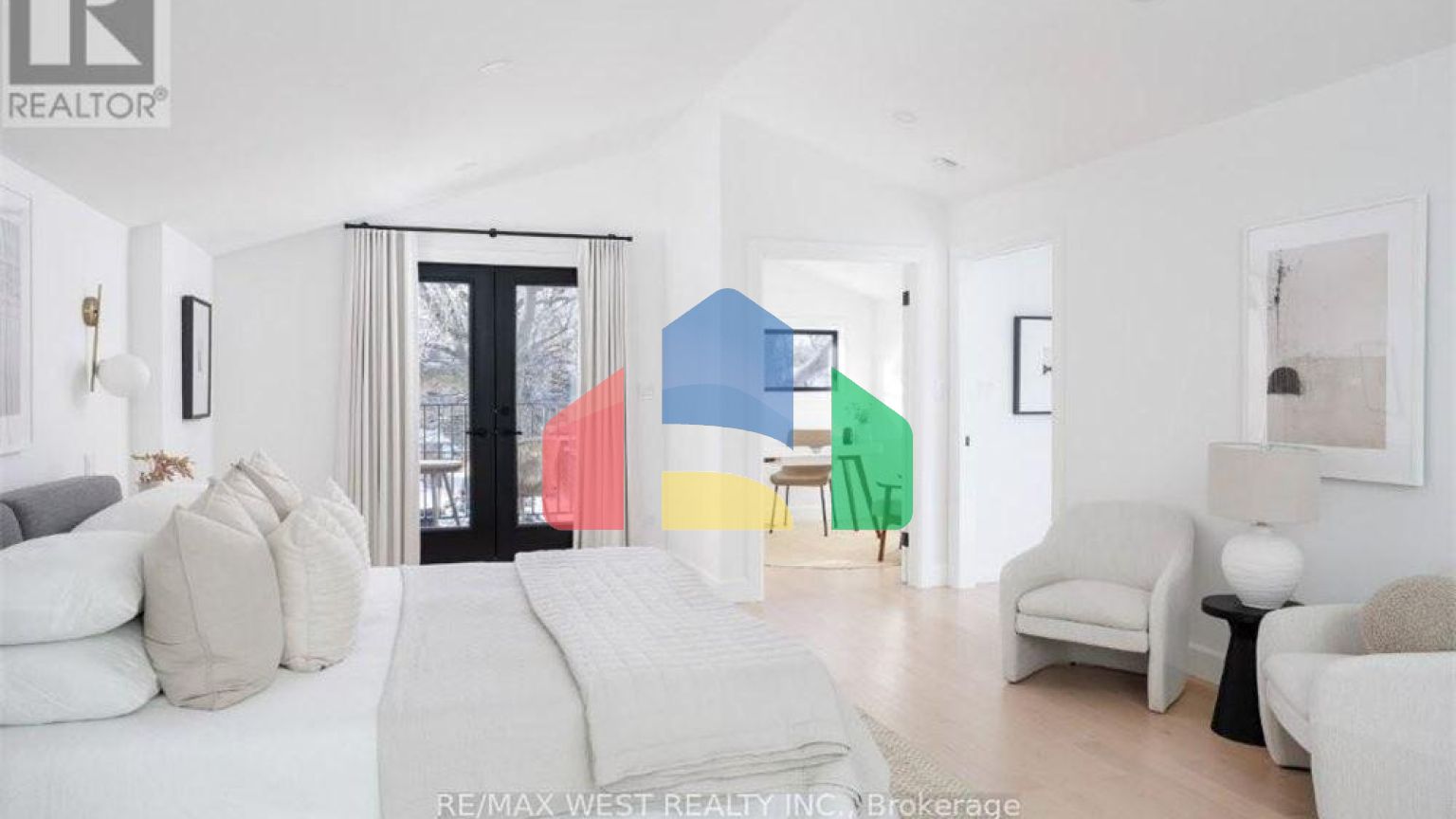 Residential - Single Family Home - Toronto, Canada - Canada