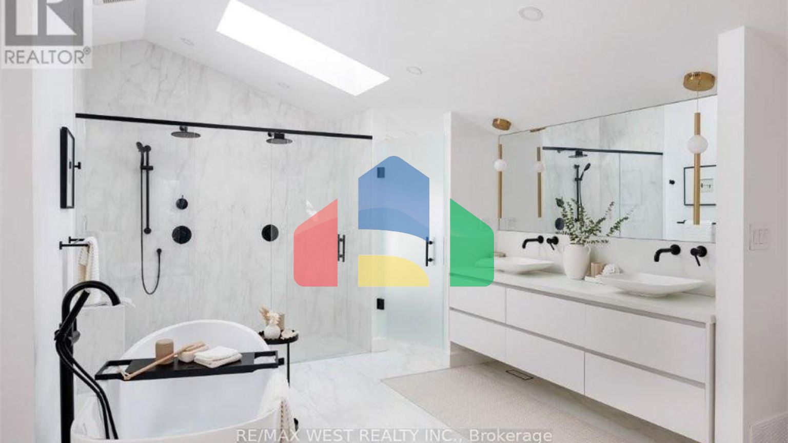 Residential - Single Family Home - Toronto, Canada - Canada