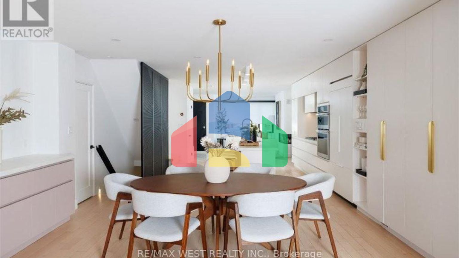 Residential - Single Family Home - Toronto, Canada - Canada