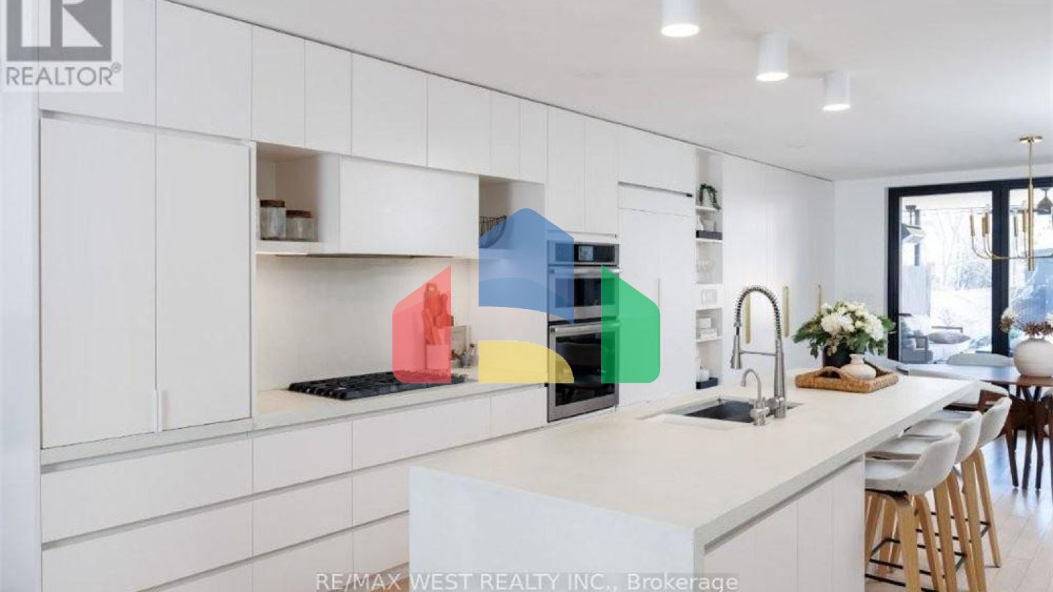 Residential - Single Family Home - Toronto, Canada - Canada