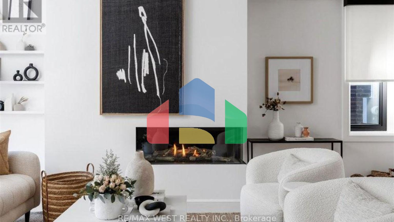 Residential - Single Family Home - Toronto, Canada - Canada