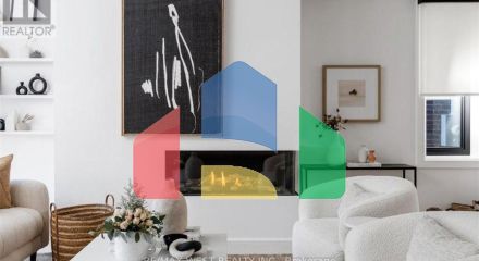 Residential - Single Family Home - Toronto, Canada - Canada