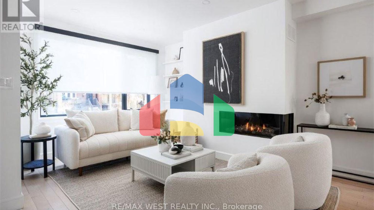 Residential - Single Family Home - Toronto, Canada - Canada