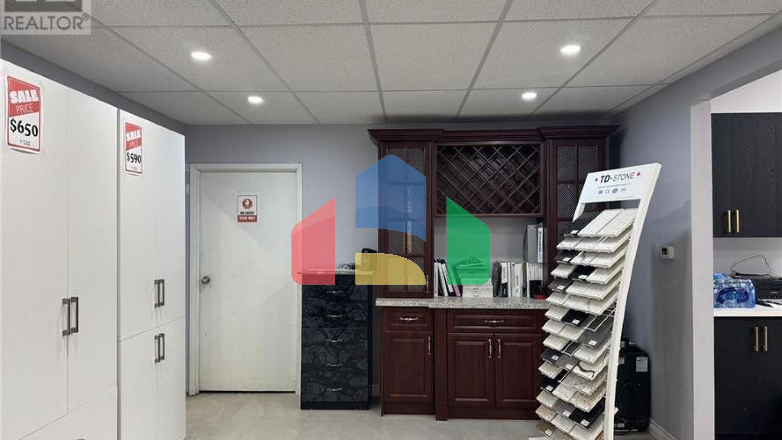 Commercial - Commercial/Retail - Toronto, Canada - Canada