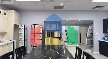 Commercial - Commercial/Retail - Toronto, Canada - Canada