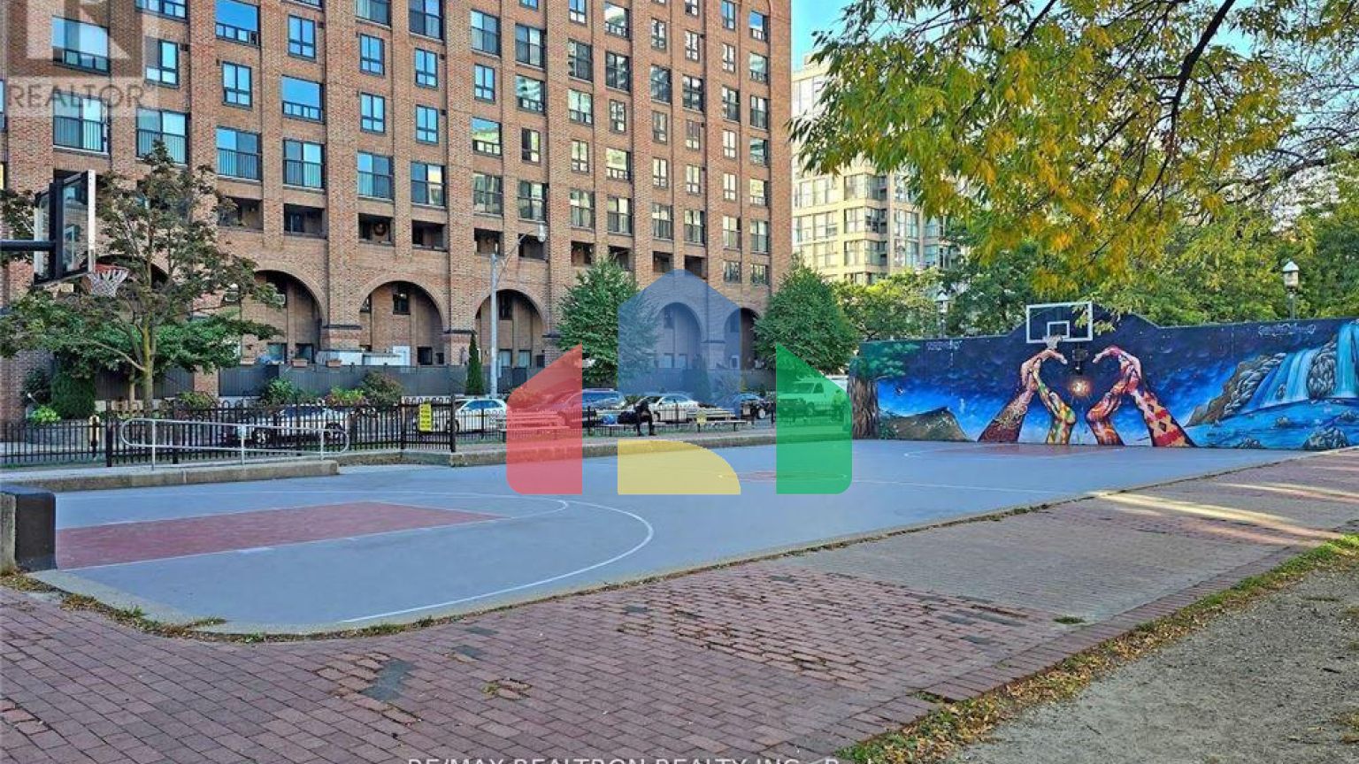 Residential - Single Family Home - Toronto, Canada - Canada