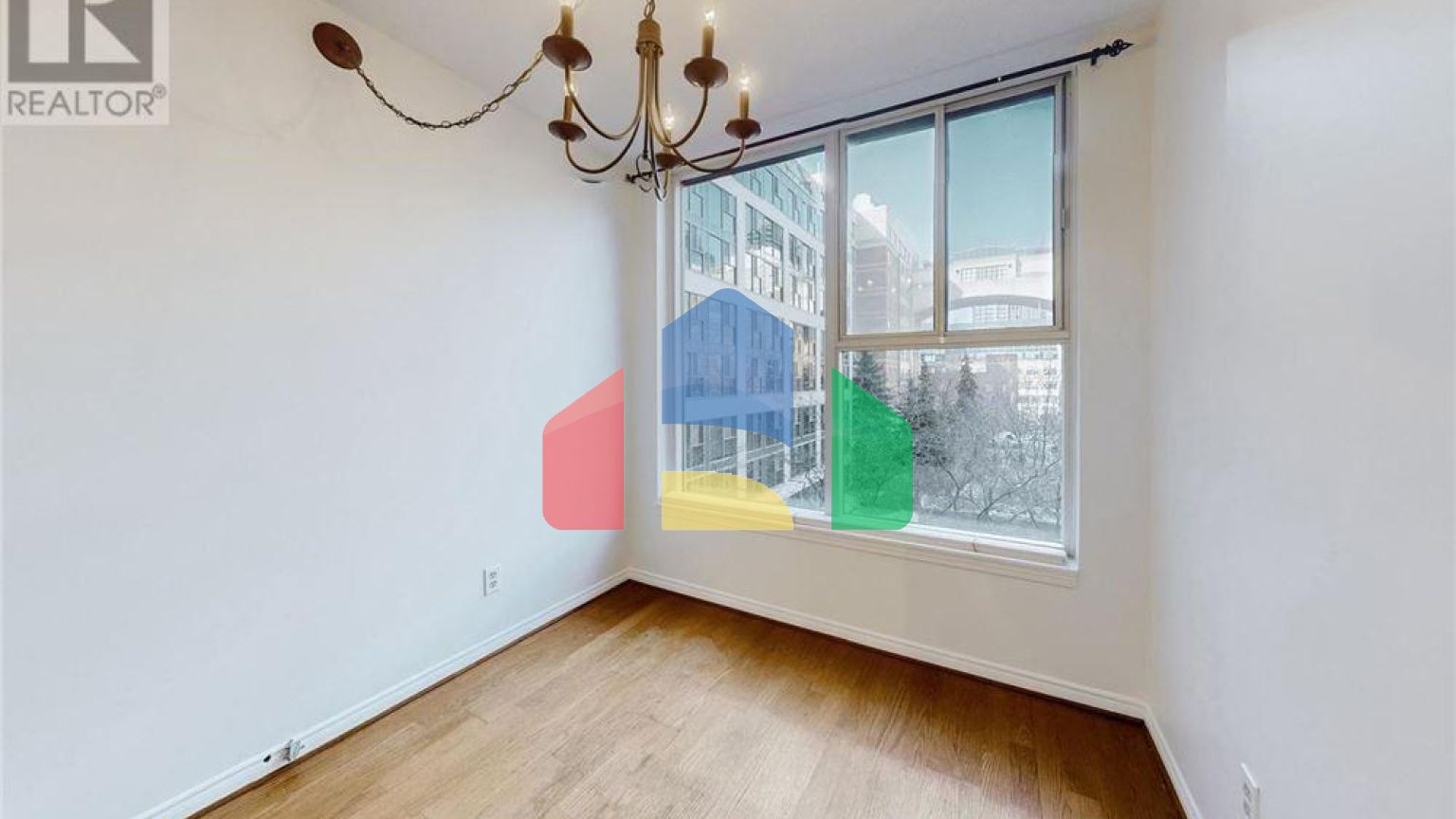 Residential - Single Family Home - Toronto, Canada - Canada