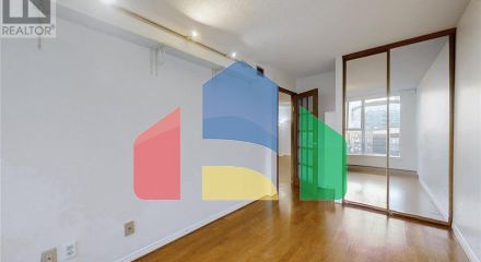 Residential - Single Family Home - Toronto, Canada - Canada