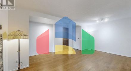 Residential - Single Family Home - Toronto, Canada - Canada