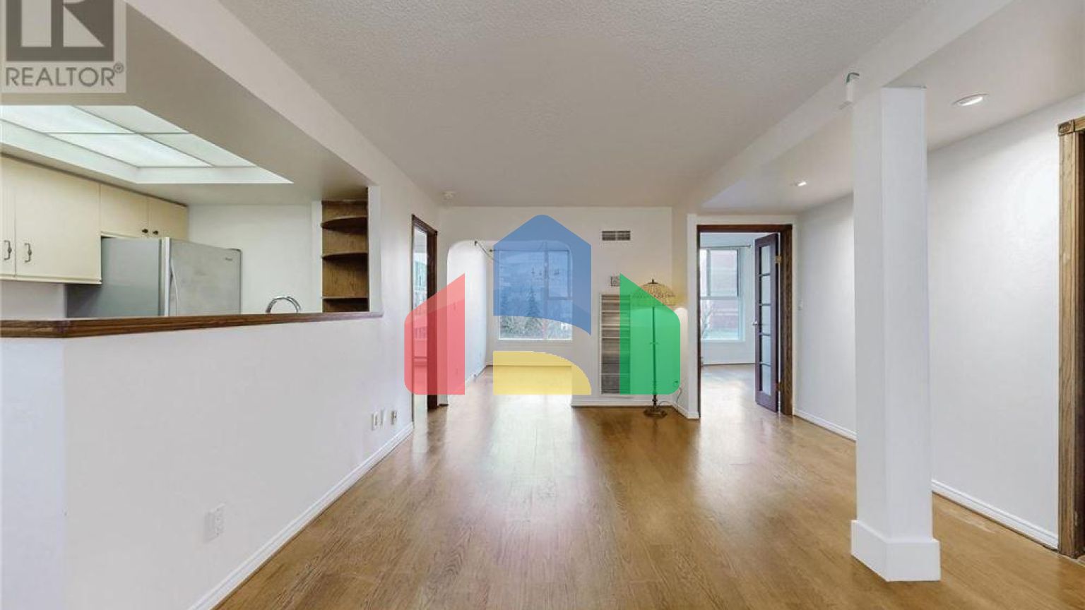 Residential - Single Family Home - Toronto, Canada - Canada