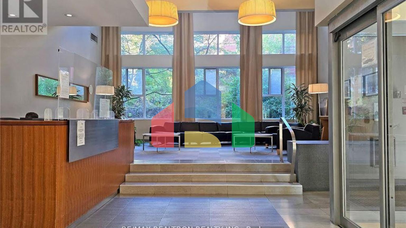 Residential - Single Family Home - Toronto, Canada - Canada