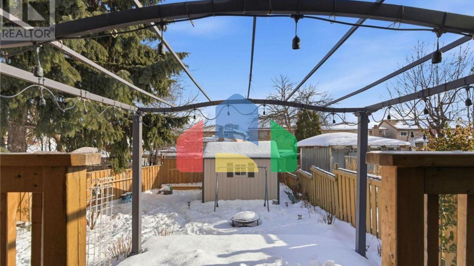 Residential - Single Family Home - Toronto, Canada - Canada