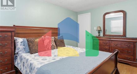 Residential - Single Family Home - Toronto, Canada - Canada