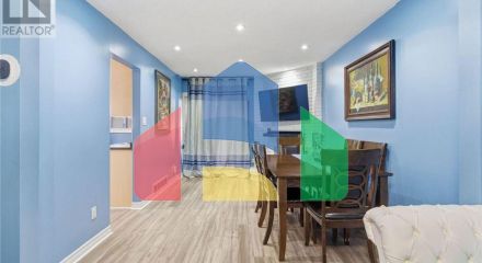 Residential - Single Family Home - Toronto, Canada - Canada