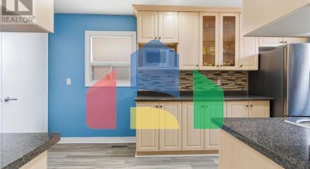 Residential - Single Family Home - Toronto, Canada - Canada