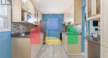 Residential - Single Family Home - Toronto, Canada - Canada