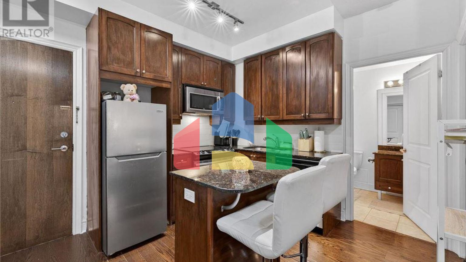 Residential - Single Family Home - Toronto, Canada - Canada