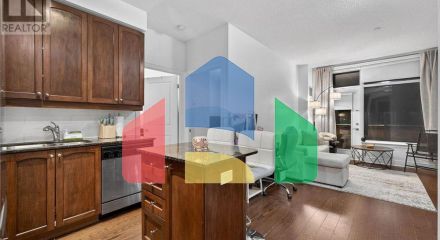 Residential - Single Family Home - Toronto, Canada - Canada