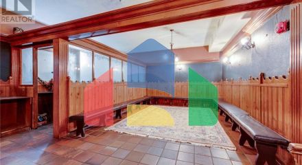 Commercial - Commercial/Retail - Toronto, Canada - Canada