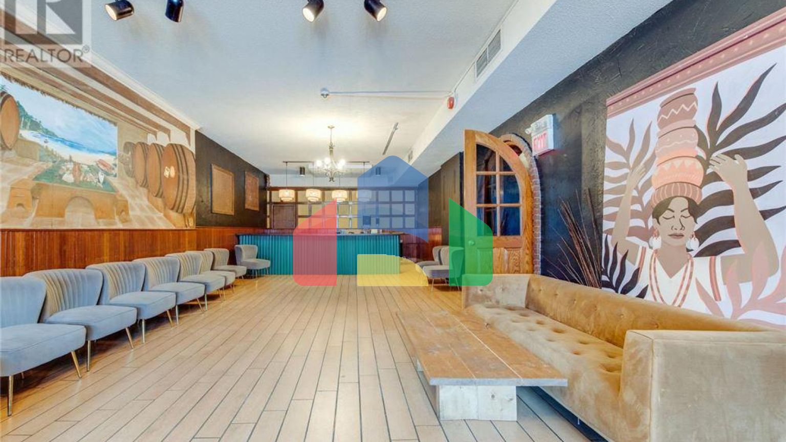 Commercial - Commercial/Retail - Toronto, Canada - Canada