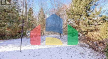 Residential - Single Family Home - Toronto, Canada - Canada