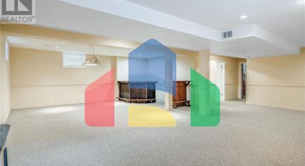 Residential - Single Family Home - Toronto, Canada - Canada