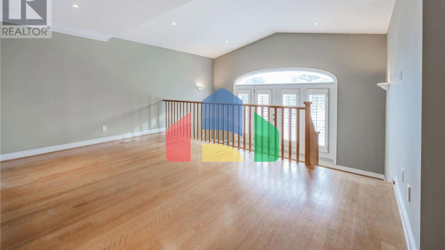 Residential - Single Family Home - Toronto, Canada - Canada