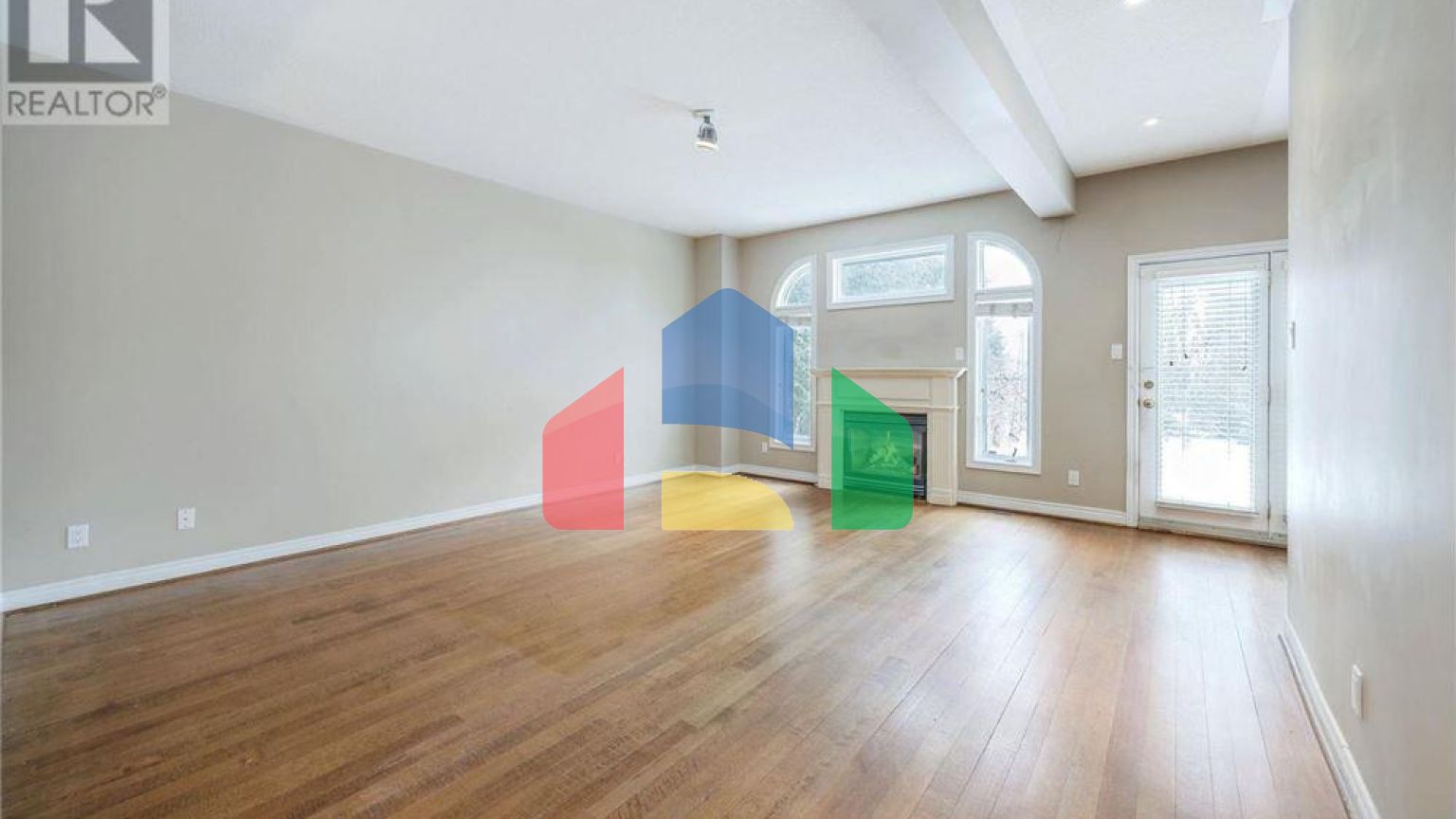 Residential - Single Family Home - Toronto, Canada - Canada