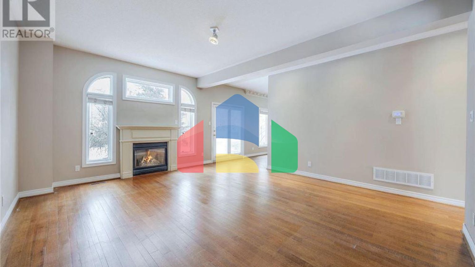 Residential - Single Family Home - Toronto, Canada - Canada