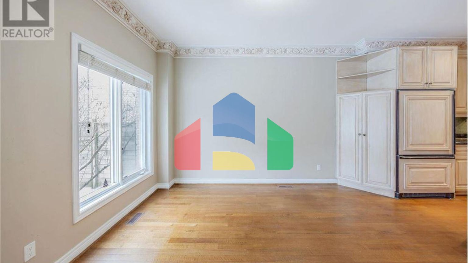 Residential - Single Family Home - Toronto, Canada - Canada