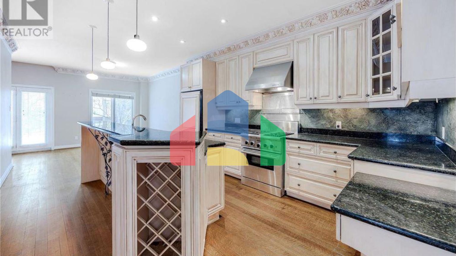 Residential - Single Family Home - Toronto, Canada - Canada