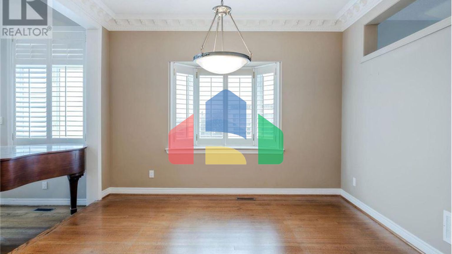 Residential - Single Family Home - Toronto, Canada - Canada