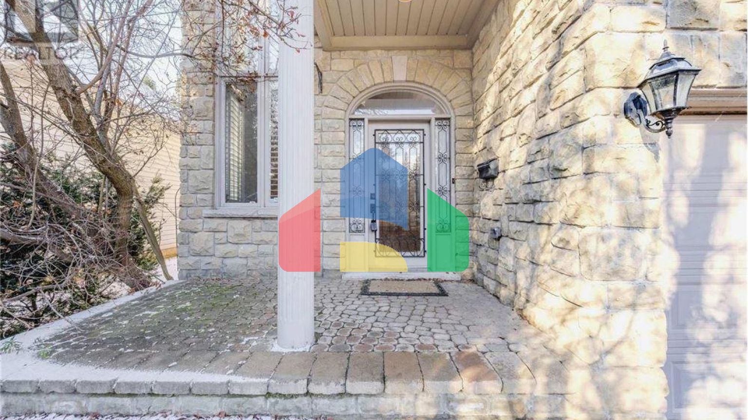 Residential - Single Family Home - Toronto, Canada - Canada