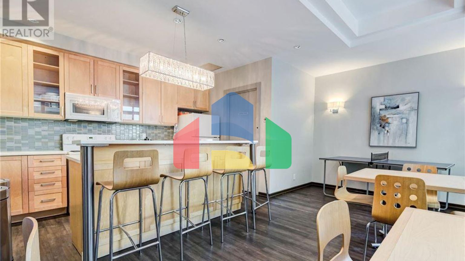 Residential - Single Family Home - Toronto, Canada - Canada