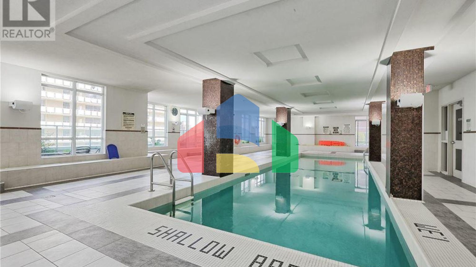 Residential - Single Family Home - Toronto, Canada - Canada