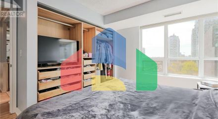 Residential - Single Family Home - Toronto, Canada - Canada