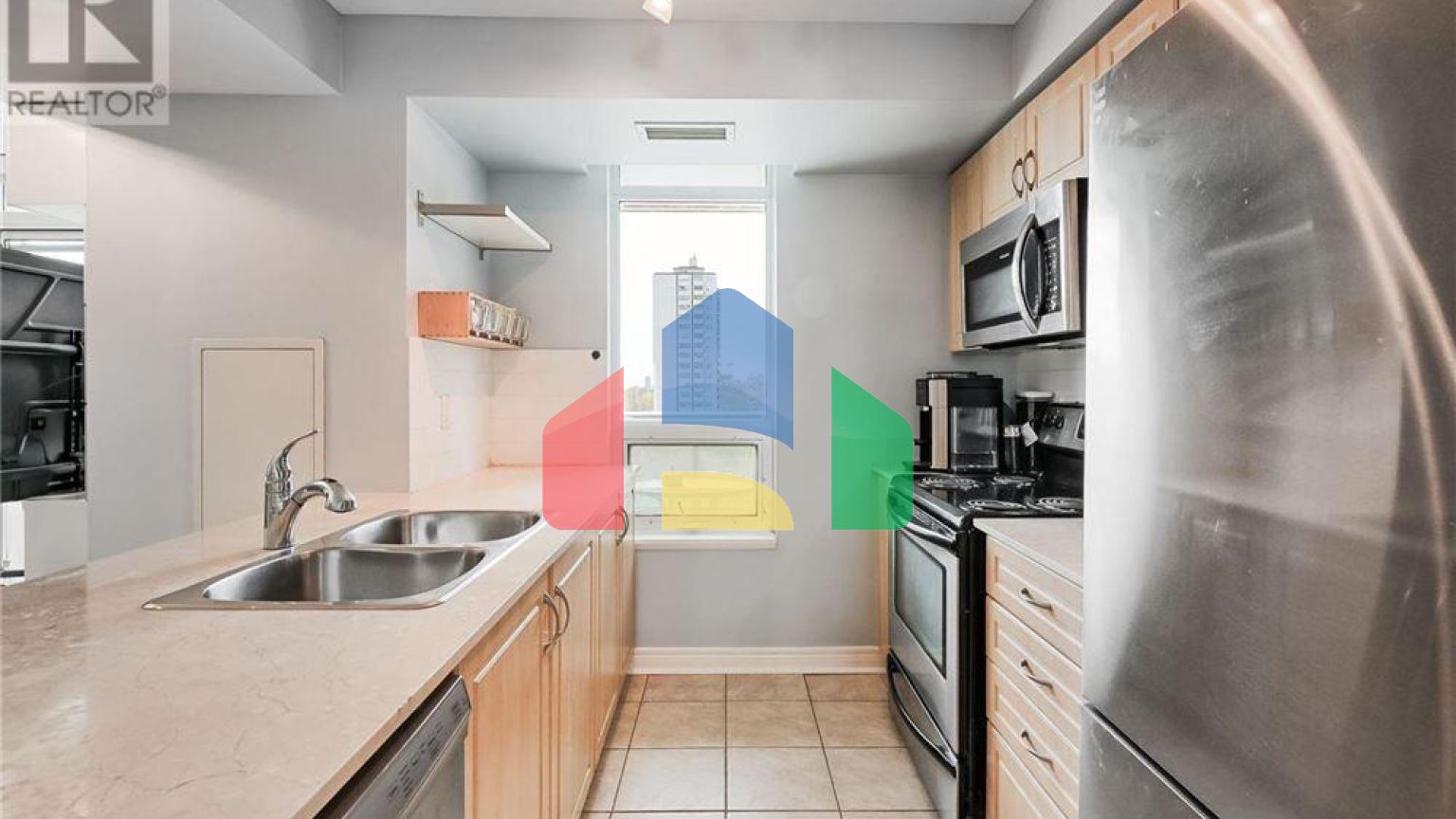 Residential - Single Family Home - Toronto, Canada - Canada