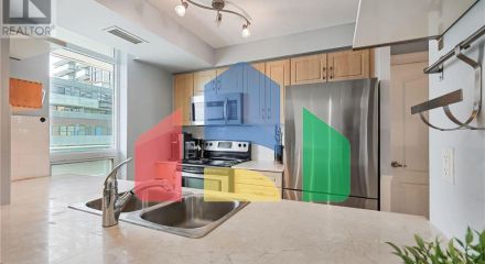 Residential - Single Family Home - Toronto, Canada - Canada