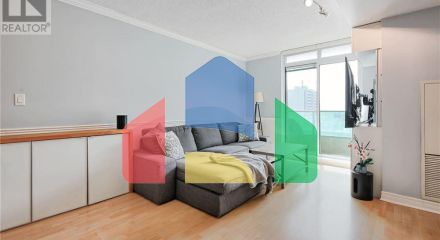 Residential - Single Family Home - Toronto, Canada - Canada