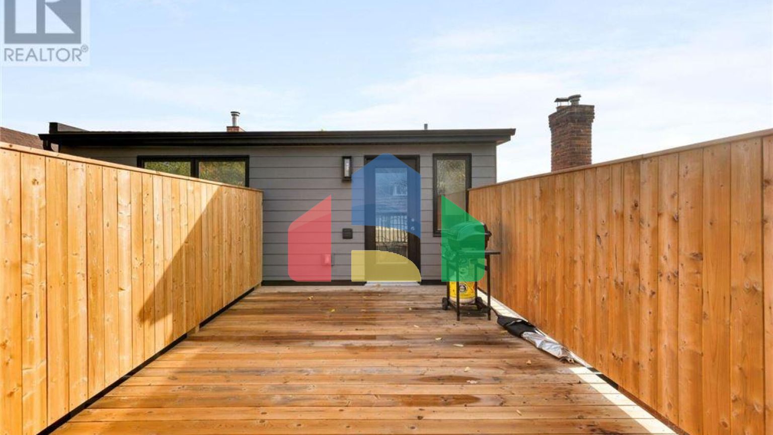 Residential - Single Family Home - Toronto, Canada - Canada