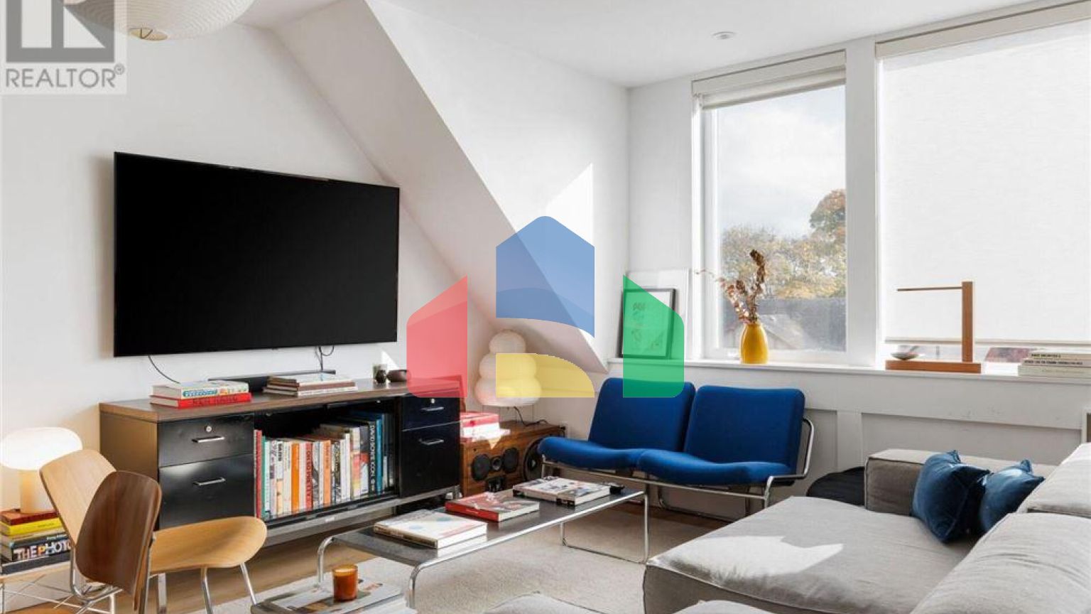 Residential - Single Family Home - Toronto, Canada - Canada