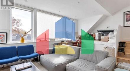 Residential - Single Family Home - Toronto, Canada - Canada