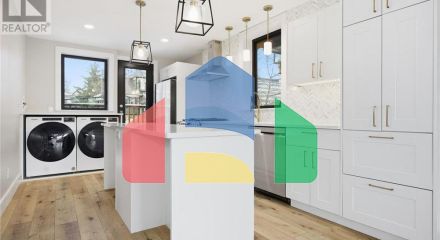 Residential - Single Family Home - Toronto, Canada - Canada