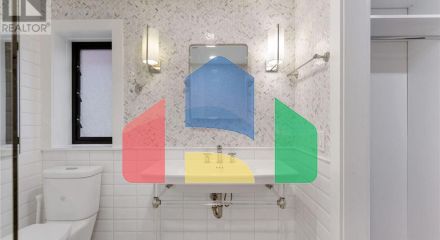 Residential - Single Family Home - Toronto, Canada - Canada