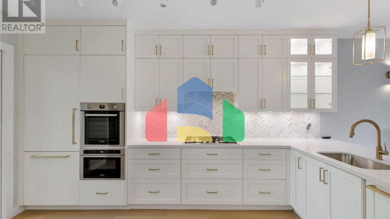 Residential - Single Family Home - Toronto, Canada - Canada