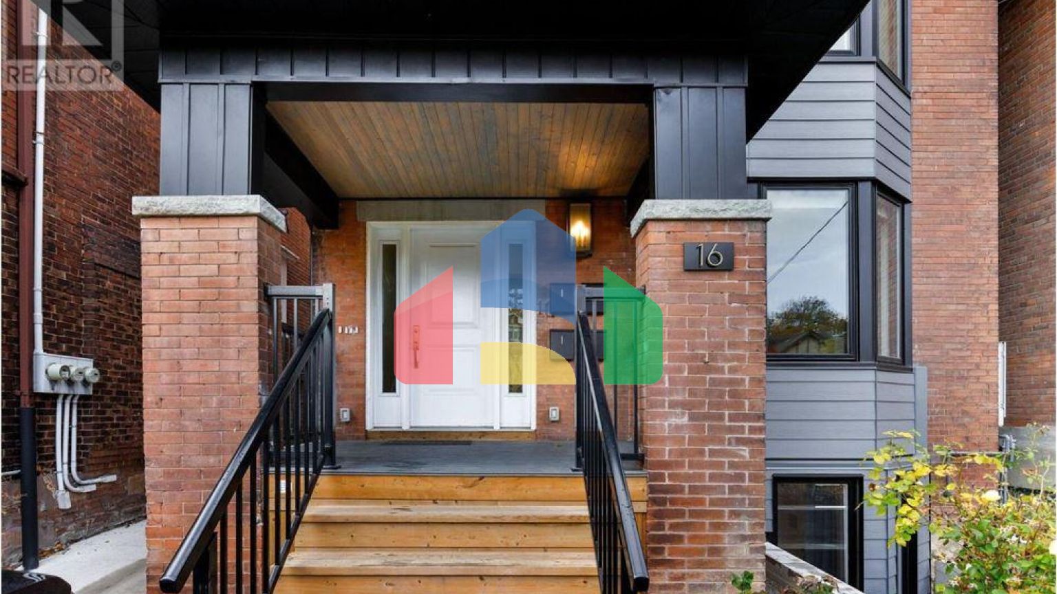 Residential - Single Family Home - Toronto, Canada - Canada