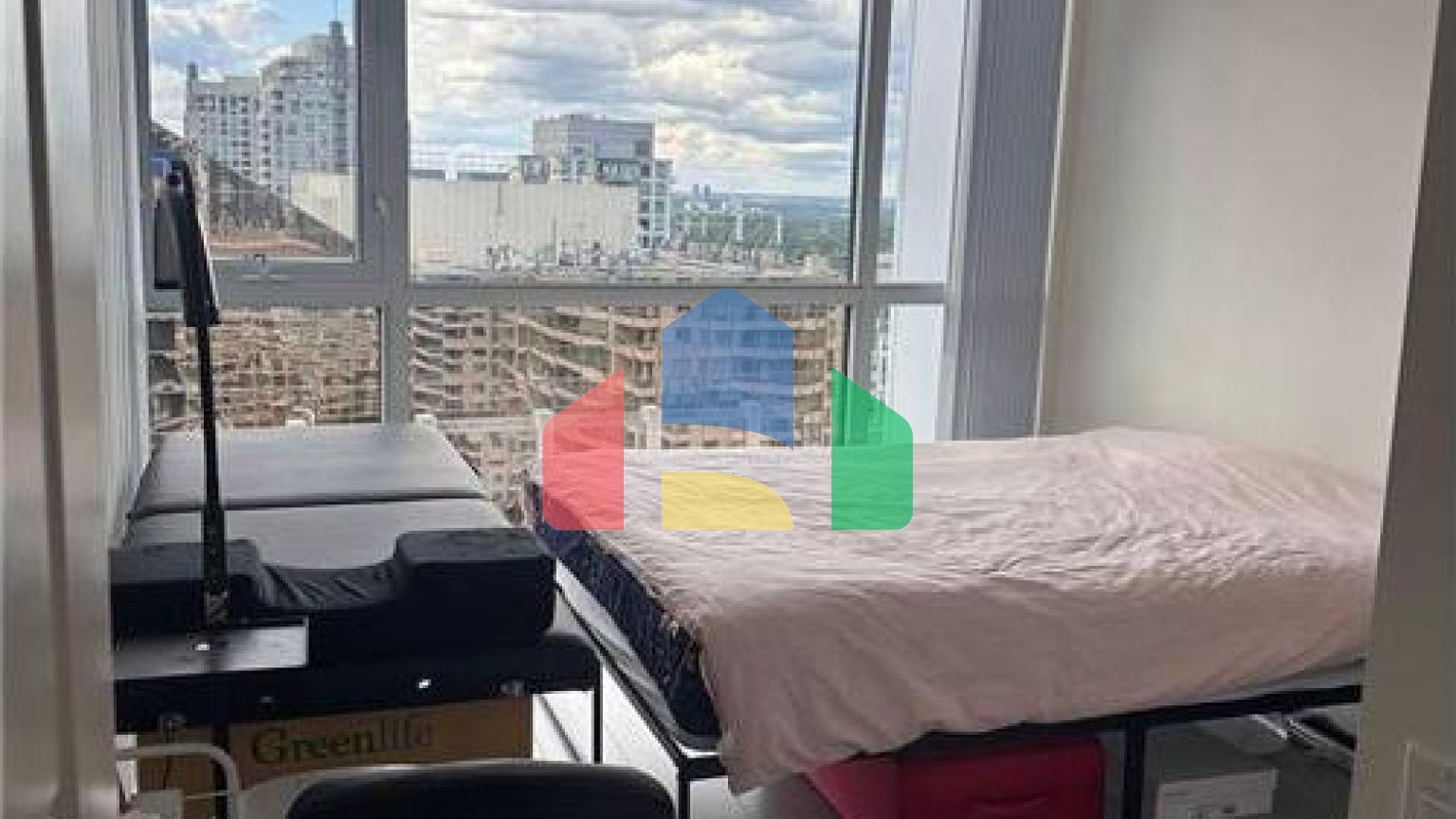 Residential - Single Family Home - Toronto, Canada - Canada