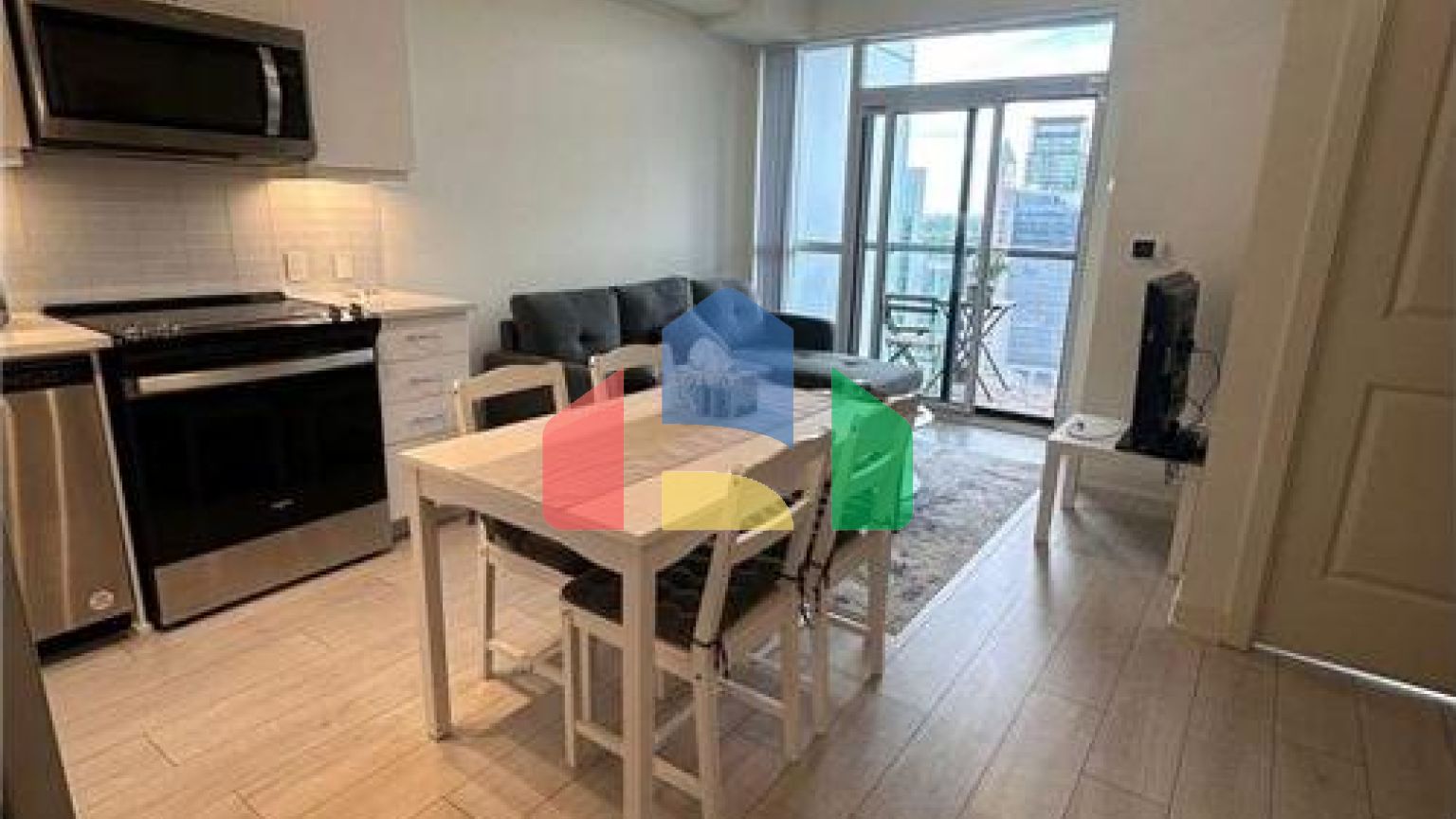 Residential - Single Family Home - Toronto, Canada - Canada