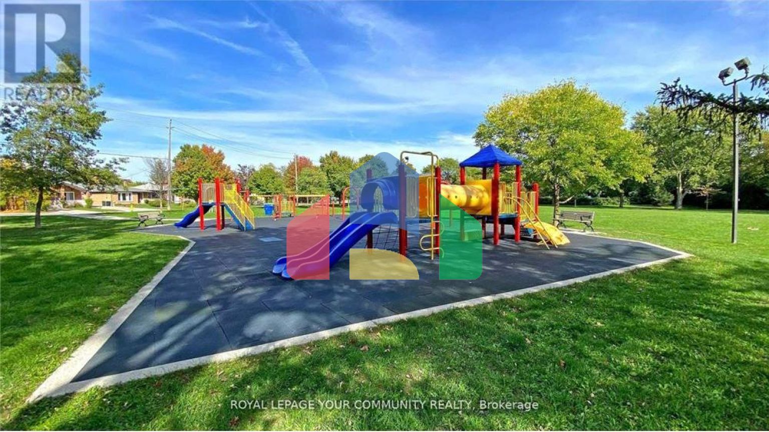 Residential - Single Family Home - Toronto, Canada - Canada